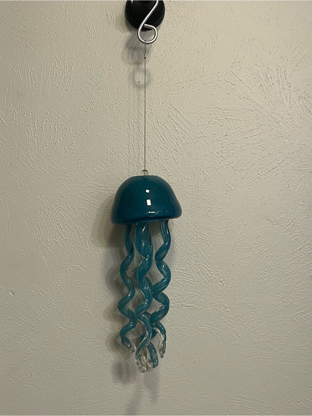 Teal Glass Jellyfish  Wind Chime - Decorative Ocean-Inspired Decor